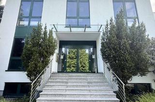 Büro zu mieten in Eduard-Rhein-Strasse, 53639 Königswinter, Büroetage in Königswinter zu vermieten.
