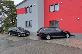 Wohnung kaufen in 90559 Burgthann, Moderne Luxus Traumwohnung in ruhiger Lage - 210 m² Wfl mit 7 Zimmern, zwei Bädern + 300m2 Garten