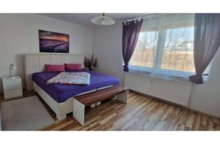 Wohnung kaufen in 31319 Sehnde, Seltene Gelegenheit: 4-Zi-Wohnung * Haus mit nur drei Wohneinheiten