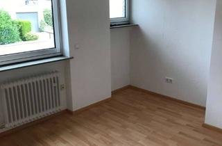 Wohnung mieten in Lenzstraße 12, 67661 Siegelbach, Alltagstaugliche 4-Zimmer-Wohnung mit Balkon in Kaiserslautern