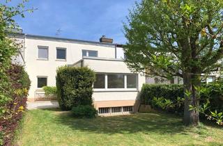 Haus kaufen in 61348 Bad Homburg, GEBOTSVERFAHREN: Haus im Bauhausstil in Bad Homburg - nah zur City & Natur