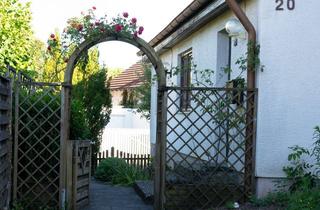 Mehrfamilienhaus kaufen in Äckerlestraße 20, 72124 Pliezhausen, Idyllisch wohnen: Gepflegtes Mehrfamilienhaus in Pliezhausen