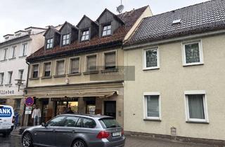 Wohnung kaufen in 91054 Erlangen, Charmante 2-Zimmer-Wohnung mit Balkon am Bohlenplatz