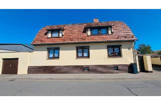 Haus kaufen in 99734 Nordhausen, Nordhausen - Freistehendes Ein - Zweifamilienhaus mit Garagen und Gartenhaus