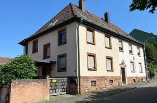 Haus kaufen in 66953 Pirmasens, Pirmasens - Schönes Zweifamilienhaus mit Potenzial