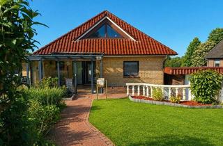 Haus kaufen in 23858 Reinfeld, Reinfeld (Holstein) - Großzügiges Familienhaus mit Einliegerwohnung im Travetal