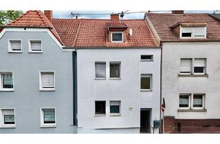 Mehrfamilienhaus kaufen in 66538 Neunkirchen, Neunkirchen - Vollvermietetes Mehrfamilienhaus mit modernisiertem Standard und Staffelmietstruktur in Neunkirchen