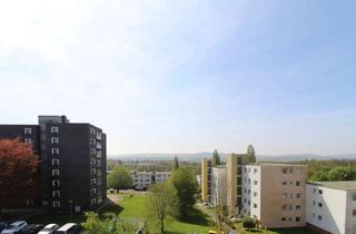 Wohnung kaufen in 32758 Detmold, Bezugsfrei ab August: Gepflegte 3-Zimmer-Wohnung mit Balkon, Ausblick und Stellplatz
