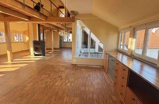 Loft kaufen in Lupinenstraße 17 A, 70599 Plieningen, Viel Freiraum in großzügiger 4-Zimmer-Loftwohnung in Plieningen