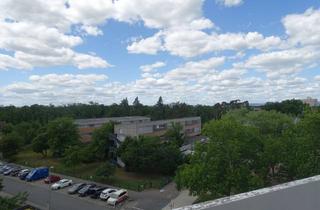 Wohnung kaufen in Thüringerstr. 41, 65428 Rüsselsheim, Freie 2 Zimmer ETW. Mit Fernsicht in den Taunus. Sofort beziehbar. Ihr neues Zuhause?
