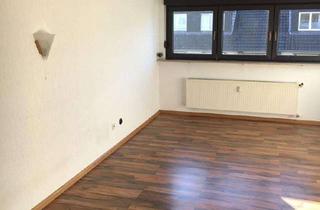Wohnung mieten in 51427 Bergisch Gladbach, Charmante und lichtdurchflutete 2-Zimmer-Dachgeschosswohnung in Bergisch Gladbach-Refrath Lustheide