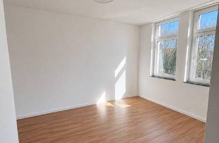 Wohnung mieten in Eleonorastrasse 41, 45136 Rüttenscheid, Helle & großzügige 91 m² Altbauflair mit Balkon in beliebter Lage von Essen-Rüttenscheid (2. OG)