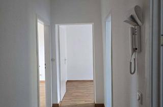 Wohnung mieten in Straße Der Einheit 14, 39624 Kalbe, Helle 3-Raumwohnung im Hochparterre mit ca. 55 m²!
