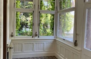 Wohnung mieten in 79650 Schopfheim, Altbauwohnung mit Wintergarten in historischer Villa – frei ab 01.09.2026