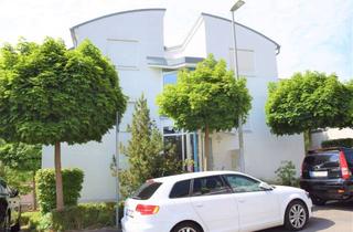 Wohnung mieten in Karrnweg 42, 65199 Dotzheim, Schönes 1-ZKDB-Single-Apartment mit FBH, moderner EBK in beliebter, ruhiger Wohnlage