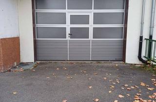 Garagen mieten in Kiesäckerstraße 17, 72072 Tübingen, Großraumgarage mit großem Sektionaltor, WC, Wasser, Strom