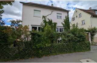 Einfamilienhaus kaufen in Charlottenstraße 10, 70825 Korntal-Münchingen, Wohnen mit Charakter: Großzügiges provisionsfreies Einfamilienhaus in Korntal-Münchingen
