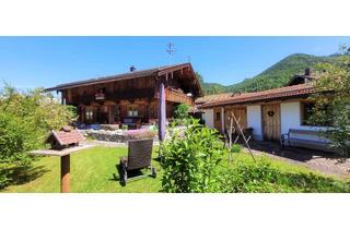 Haus kaufen in 83700 Rottach-Egern, Holzblockhaus mit Charme - ein Schmuckstück - Rarität