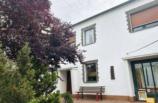 Einfamilienhaus kaufen in 06193 Petersberg, Naturnah wohnen am Petersberg – Einfamilienhaus mit Kamin, Terrasse, Garten und Garage!