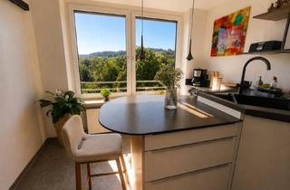 Wohnung kaufen in 87435 Steufzgen, Einziehen statt renovieren: 105 m² mit Stadtweiherblick | Loggia | Aufzug | Garage | modernisiert