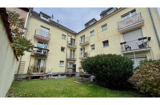 Wohnung kaufen in 51105 Humboldt-Gremberg, Vermietete 2 Zi.-Wohnung mit Balkon im 2. OG