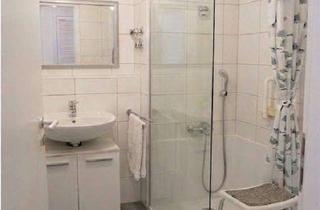 Wohnung mieten in 79650 Schopfheim, Helle 2-Zimmer-Erdgeschosswohnung mit Garten, hochwertiger EBK & Tiefgarage in Top-Lage Schopfheim –