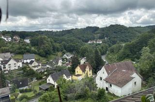 Wohnung mieten in 58762 Altena, Schöne 4-Zimmer-Wohnung in Altena mit Balkon im 2. OG