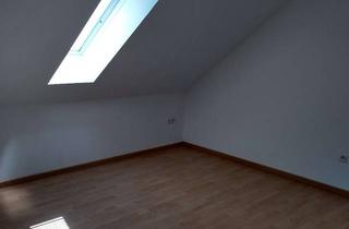 Wohnung mieten in 67661 Siegelbach, Ruhige Lage, 3-Zimmer-Wohnung mit Balkon in Kaiserslautern- Siegelbach