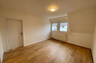 Wohnung mieten in 33602 Innenstadt, Freundliche und renovierte 2-Zimmer-Wohnung im Altbau von 1928 in Bielefeld