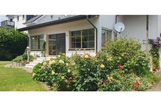 Wohnung mieten in Windecker Weg, 63486 Bruchköbel, Sonnendurchflutete, in Rosen eingebettete 4-Zimmer-Wohnung mit Garten und Fischteich in Bruchköbel