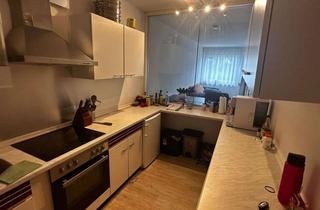 Wohnung mieten in Mozartstraße, 32545 Bad Oeynhausen, Frisch renovierte 2-Zimmer-Wohnung mit Balkon und Einbauküche in Toplage nahe HDZ NRW – ruhig & gepf