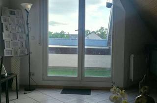 Wohnung mieten in Mönchwörthstraße 23, 68199 Neckarau, Helle 3-Zimmer-Dachgeschosswohnung mit großem Balkon in Mannheim