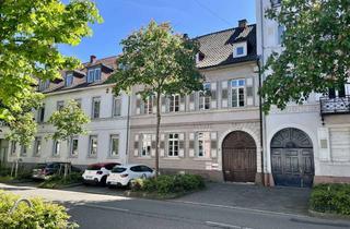 Mehrfamilienhaus kaufen in 76133 Innenstadt-West, Historisches Mehrfamilienhaus von 1828 mit attraktivem Ausbaupotenzial