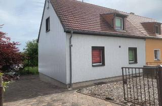 Haus mieten in Dr. Schäfer Straße, 09326 Geringswalde, Alltagstaugliches Doppelhaus mit 71 Quadratmetern in Geringswalde