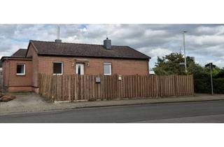 Haus mieten in 30519 Mittelfeld, Exklusiv saniertes freistehendes Einfamilienhaus mit Kamin, Südterrasse & großem Garten von privat