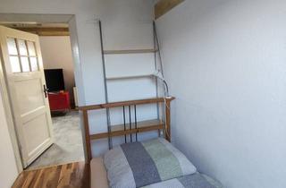 Wohnung mieten in Prinz Ferdinand Str., 47798 Krefeld, Möblierte 3-Raum Wohnung mit 2 Schlafzimmern