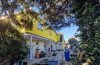 Doppelhaushälfte kaufen in 04779 Wermsdorf, +++ Familientraum mit Entwicklungspotenzial – DHH mit Garage & grünem Garten +++