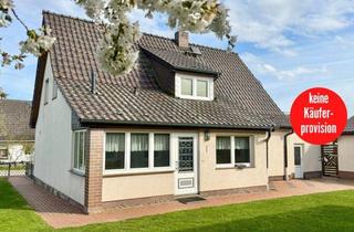 Haus kaufen in 17089 Werder, HORN IMMOBILIEN ++ Haus mit Doppelgarage und Nebengebäude in Wodarg bei Altentreptow, ruhige Lage