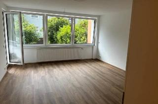 Wohnung kaufen in 42329 Wuppertal, Wuppertal - Sanierte 3 Zimmer ETW mit eigene Garten