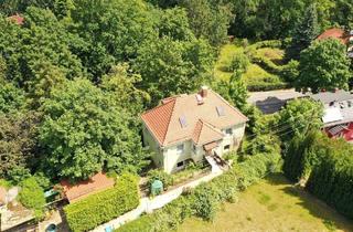 Haus kaufen in 01468 Moritzburg, Moritzburg - Zweifamilienhaus mit ausbaufähigem Dachgeschoss in Moritzburg OT Boxdorf