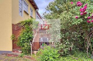 Reihenhaus kaufen in 91058 Erlangen, Erlangen - Familienfreundliches Reiheneckhaus im Ortskern von Eltersdorf: 4 Schlafzimmer, zwei Bäder, Terrasse