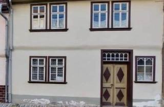 Haus kaufen in 99830 Treffurt, Treffurt - Fachwerkhaus mit Hof, Scheune und Garten