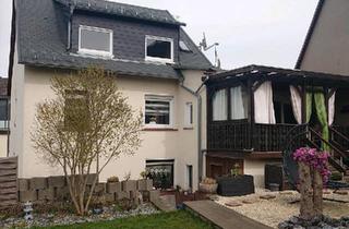 Haus kaufen in 35708 Haiger, Haiger - 3 wohneinheiten in haiger