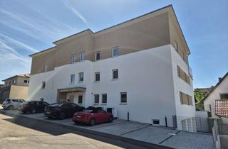 Wohnung kaufen in Mittelhofstraße 48, 73479 Ellwangen, Vier Zimmer Wohnung mit Balkon in Ellwangen