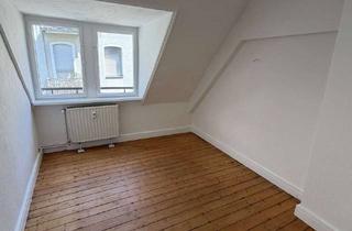 Wohnung kaufen in 65197 Wiesbaden, Bezugsfreie Altbauwohnung im Herzen des Rheingauviertels