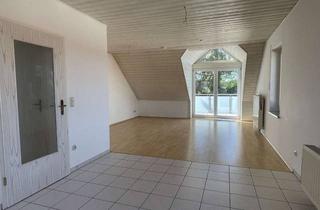 Wohnung kaufen in 93354 Siegenburg, top gepflegte Dachgeschosswohnung mit Carport in Siegenburg