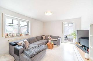 Wohnung kaufen in 88471 Laupheim, Zentrumsnah! Freundliche Dachgeschoss-Eigentumswohnung mit super Ausblick
