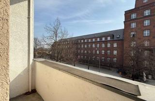 Wohnung kaufen in Berliner Allee 253, 13088 Weißensee, Wunderschön renovierte 3-Zimmer-Wohnung mit Balkon nahe Weißer See – bezugsfrei