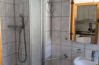 Wohnung kaufen in 82467 Garmisch-Partenkirchen, sonn. Apartment mit, Süd-Balkon, Parkett, zentral aber ruhig