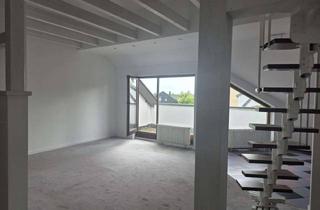 Wohnung kaufen in Kleine Hülengasse 12, 73733 Esslingen, Galeriewohnung mit Dachterrasse und Tiefgaragenstellplatz in ruhiger Lage